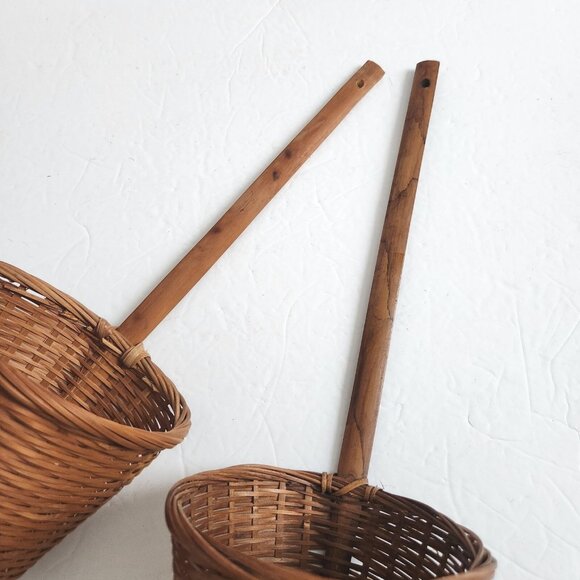 Vintage Cone Woven Wood Wicker Basket Lot Of 2 Baskets Wall Hanging Decor Boho - Picture 6 of 16